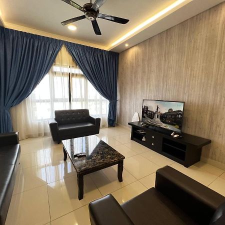 Meridinmedini Familytrip 5Min To Legoland By Vdo Homestay Nusajaya  Exterior foto